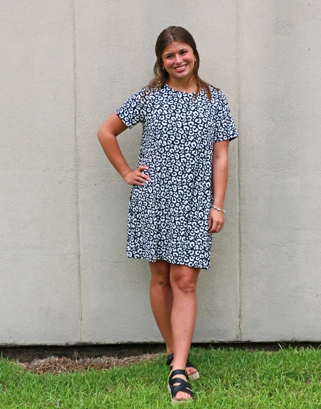 SOUTHERN COUTURE KNIT BLENDED T-SHIRT DRESS - BLACK/WHITE LEOPARD Striped Floral Plaid SOUTHERN COUTURE KNIT BLENDED T-SHIRT DRESS - BLACK/WHITE LEOPARD Striped Floral Plaid