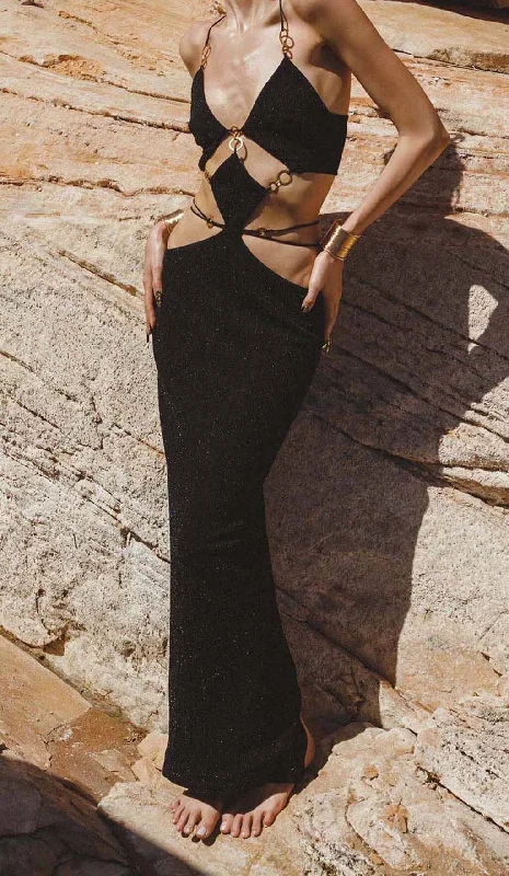 CUTOUT CHAIN MAXI DRESS IN BLACK Comfortable T-Shirt Maxi Dress