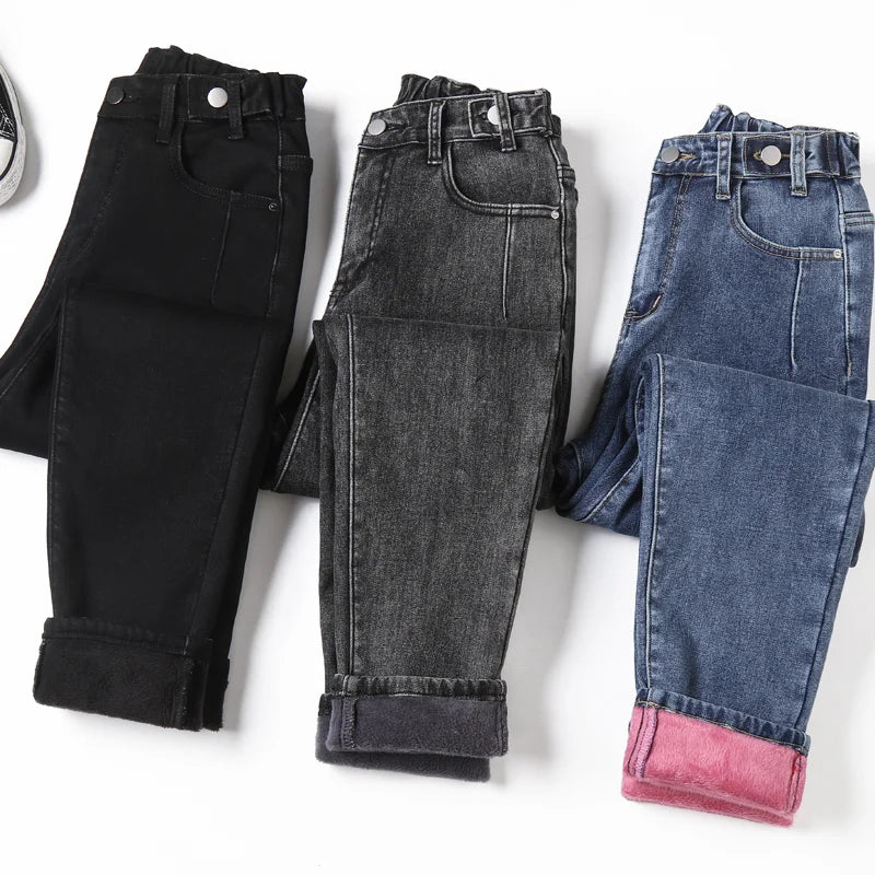 Women Thermal Jeans Warm Plush High Waist Stretch Jeans Plus Size Oversized Comfortable Straight-Legged Denim Women Thermal Jeans Warm Plush High Waist Stretch Jeans Plus Size Oversized Comfortable Straight-Legged Denim